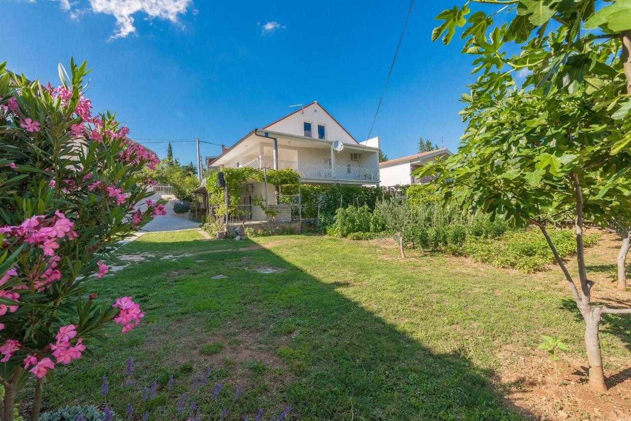Apartmani Mlinar9 #2 Gornji Karin Εξωτερικό φωτογραφία
